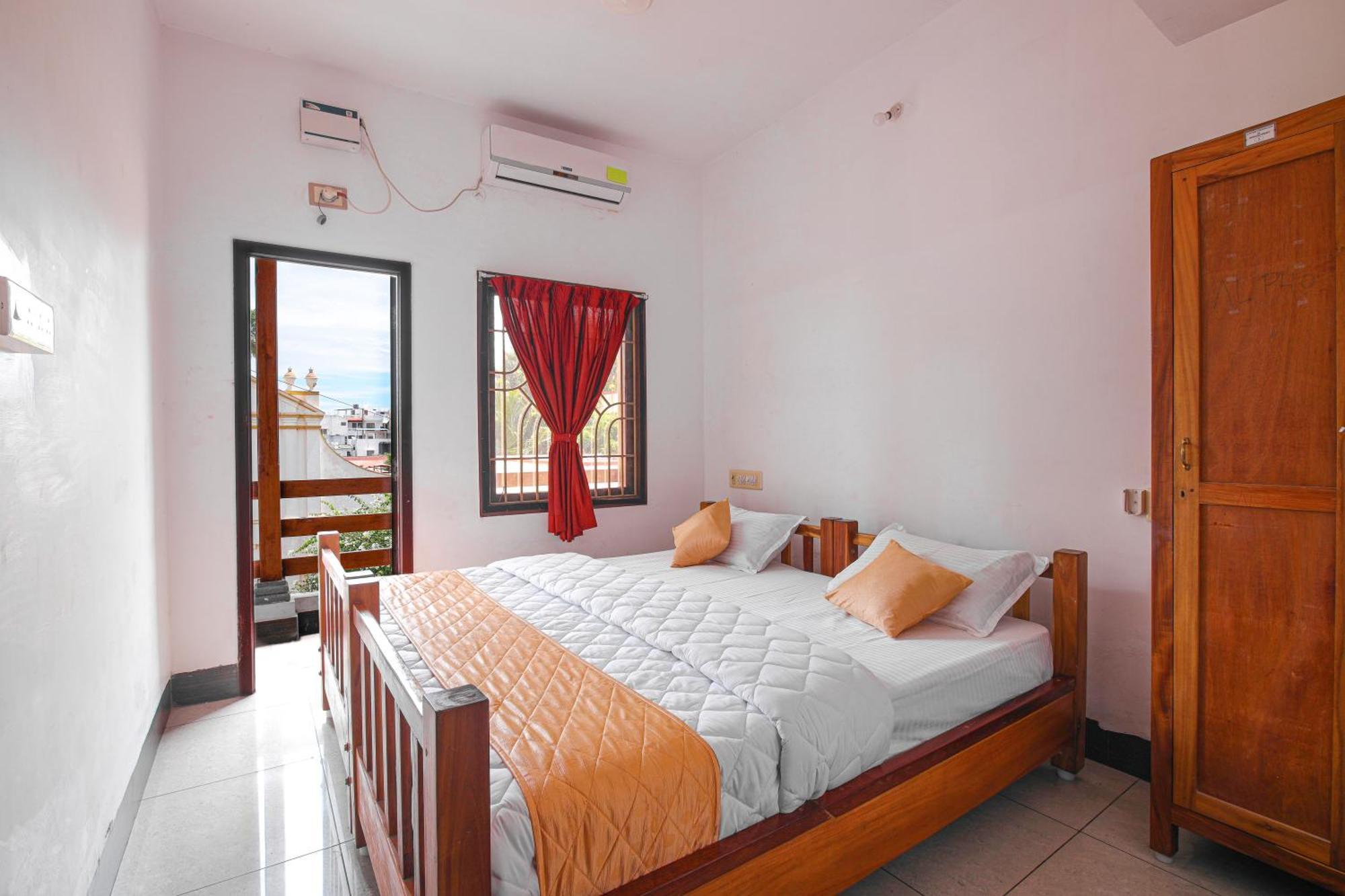 Отель Manora Residency Пондичерри Экстерьер фото
